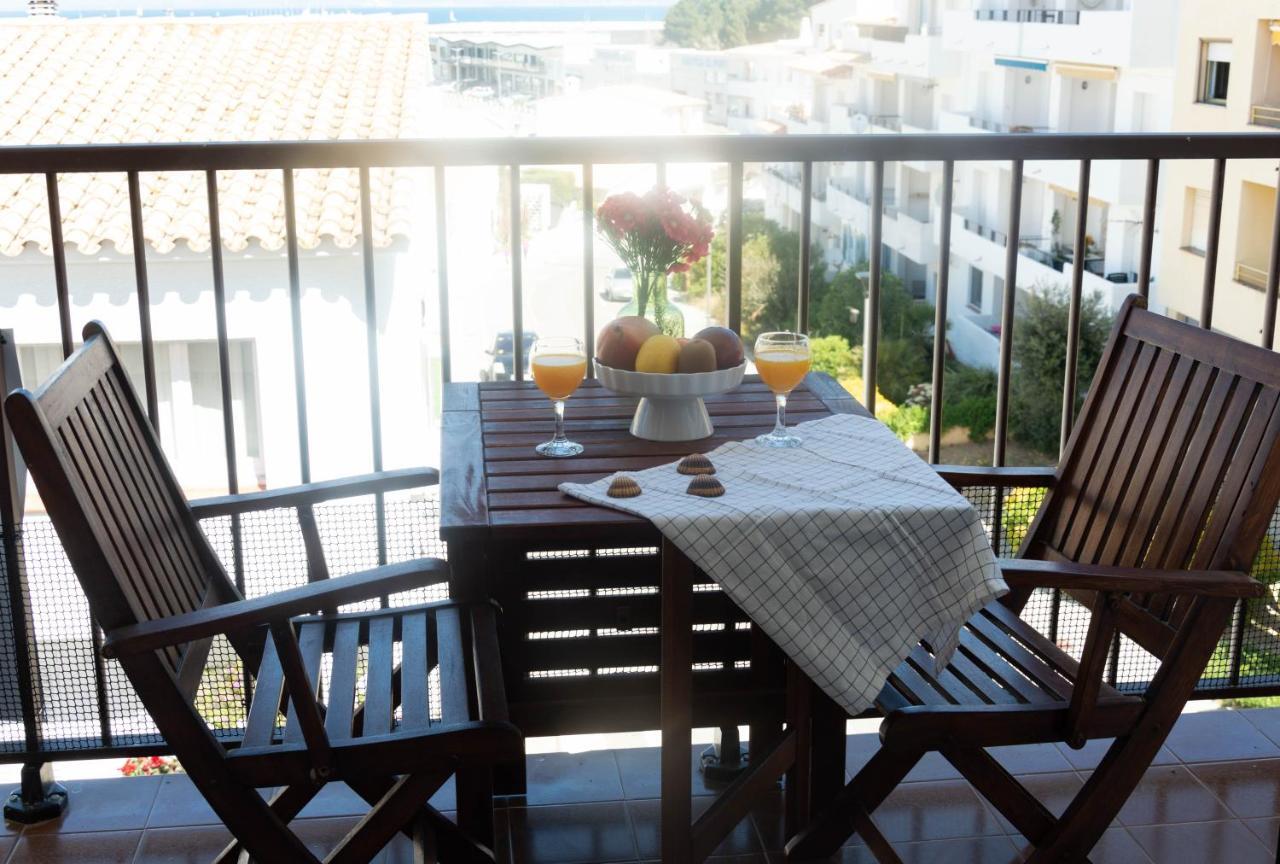 Coco Apt Renovated And With Seaview L'Escala Exterior photo